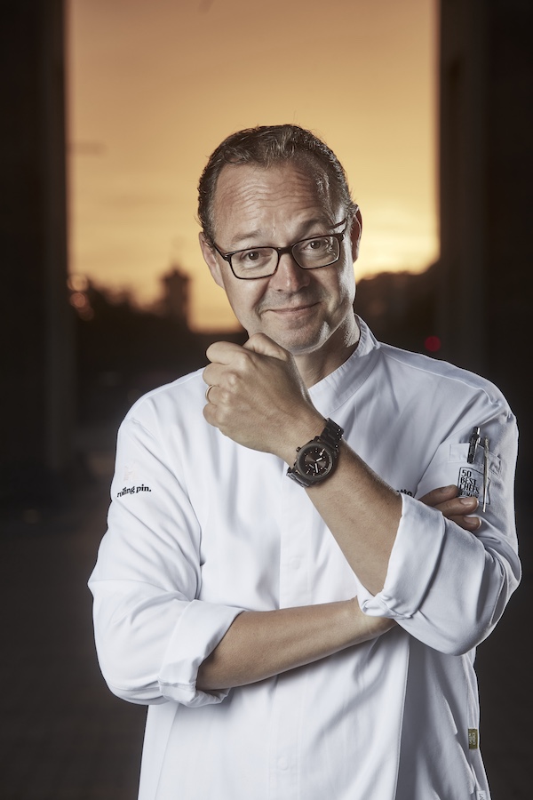 Hendrik Otto vor dem Brandenburger Tor